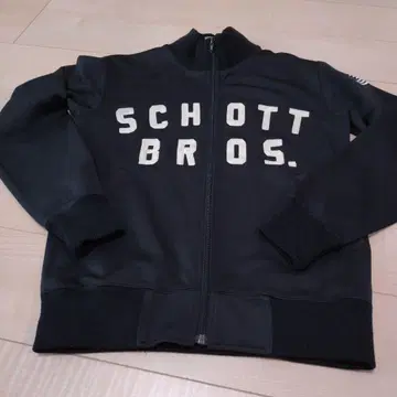Schott 블랙 집업 저지