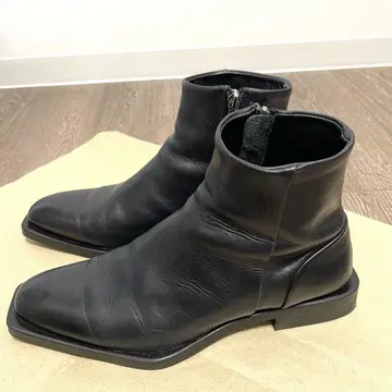 ZARA 자라 스퀘어토 사이드 지퍼