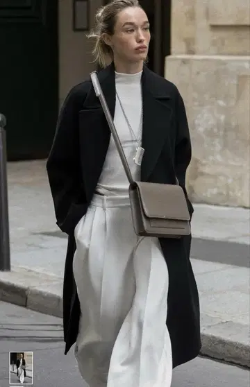 ZARA 메탈 디테일 크로스 바디 백 미사용 새상품