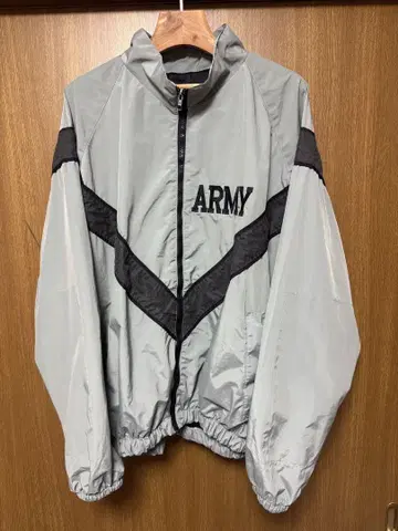 미군 U.S.ARMY IPFU 피트니스 자켓 L-R