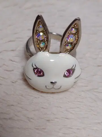 안나수이 토끼 반지