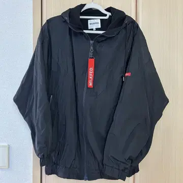 MILKFED. 후드 부착 블랙 자켓 M