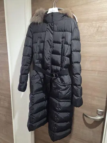 Moncler 블랙 다운 자켓