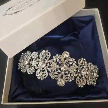 [새상품급] 러브티아라 헤어 액세서리 결혼식 love tiara
