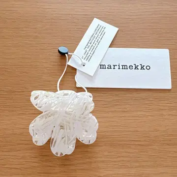 미사용 새상품 마리메꼬 Mini Unikko hair clip smal
