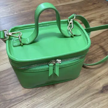 릴리 브라운 숄더백