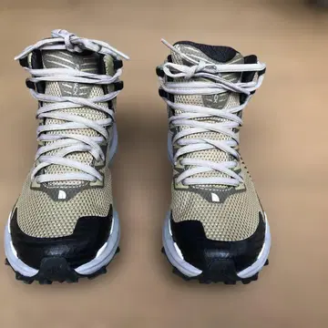 THE NORTH FACE NECTIV 등산화 베이지 블랙