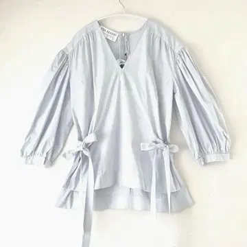 새상품 [ EVA MANN ] 블라우스 리본 블루 에리오폴