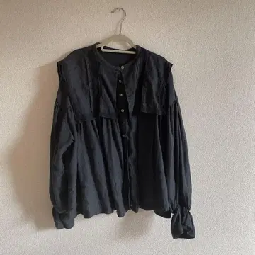 네스트로브 nest Robe 린넨 천연 염색 스퀘어 칼라 블라우스