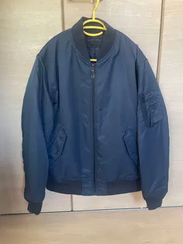미사용품 UNIQLO MA-1 네이비 자켓 L