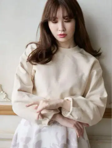 Herlipto Volume Sleeve Sweatshirt