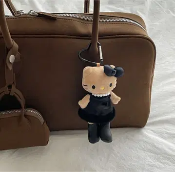 헬로키티 키링 일광화상 키티 블랙 드레스