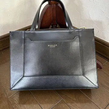 RADLEY 블랙 핸드백