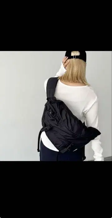 CANAL JEAN 메신저 백 블랙