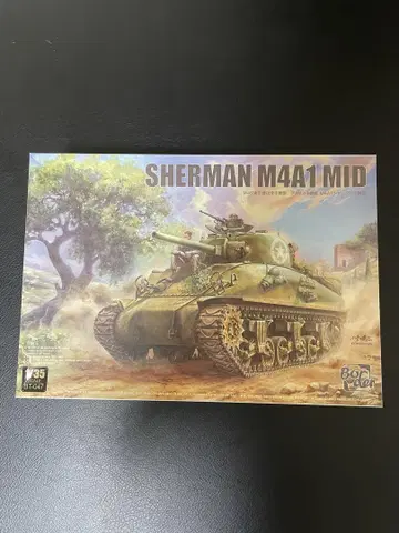 SHERMAN M4A1 MID 1/35 프라모델 키트