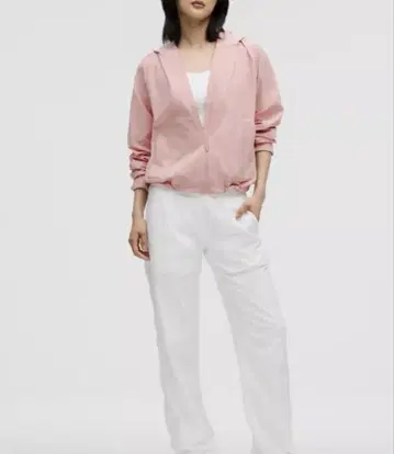Lululemon 경량 스트레치 UV 컷 후드 부착 자켓 핑크 컬러