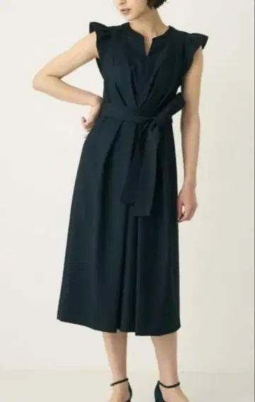 ANAYI 린넨 옥스 프릴 소매 원피스 2022ss