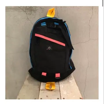 GREGORY BEAMS BOY [ FINE DAY ]