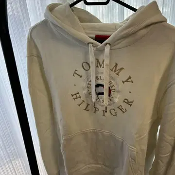 TOMMY HILFIGER 화이트 후드티