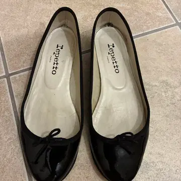 repetto 블랙 에나멜 발레 슈즈 박스 없음 36