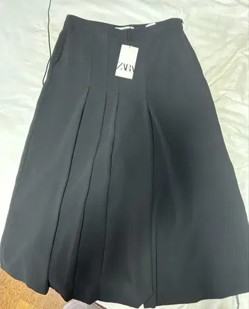 ZARA 블랙 와이드 팬츠 플리츠 포함