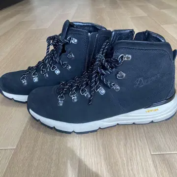 [ 새상품급 ] SOPHNETS. DANNER / MOUNTAIN600