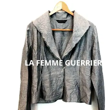 LA FEMME GUERRIERE 얇은 소재 자켓