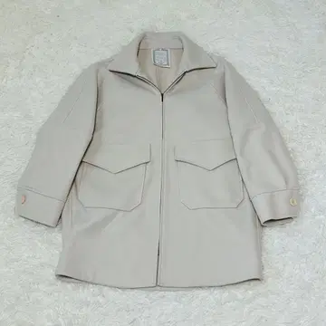 BEARDSLEY 비어즐리 코트 아이보리