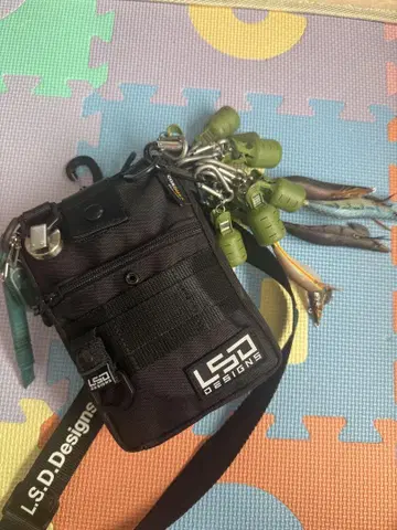L.S.D Designs 낚시용 가방 블랙 증정 에기