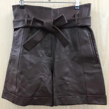 도로시 슈마허 가죽 하프 팬츠 F1006B11