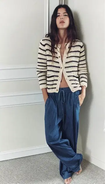 [ 미사용품 ] ZARA 스트라이프 니트 가디건 S 사이즈