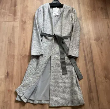 새상품 내추럴 뷰티 정가 3만 7400엔 롱 코트