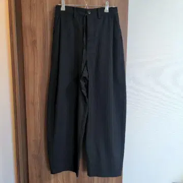 크누펠 블랙 와이드 팬츠