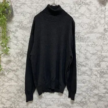 silver woods 다크 그레이 터틀넥 스웨터
