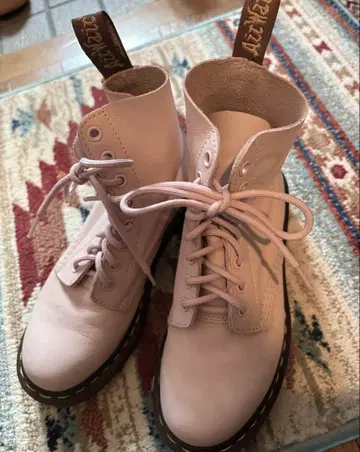 [ 레어 ] 닥터마틴 8홀 핑크