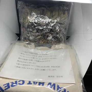 당첨품 원피스 캔뱃지 175종 컴플리트 세트 토트백