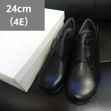 209 [새상품] 24cm (4E) 고급 스니커즈 펌프스