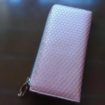 [ PearlPINK의 장지갑 ] 엠보싱 가공 핑크 장지갑