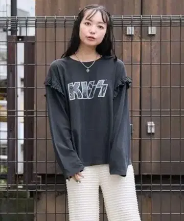 프릭스스토어 KISS 롱T셔츠 차콜 밴딩T 락T