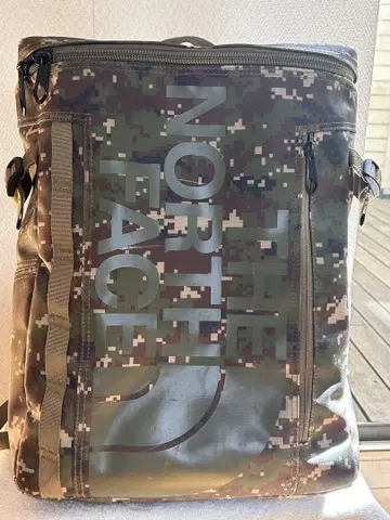 THE NORTH FACE 카모플라쥬 퓨즈박스 통학백 카모플라쥬