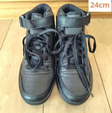 Reebok 블랙 하이컷 스니커즈 24cm