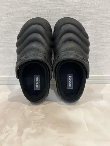 블랙 클로그 샌들 crocs 23cm