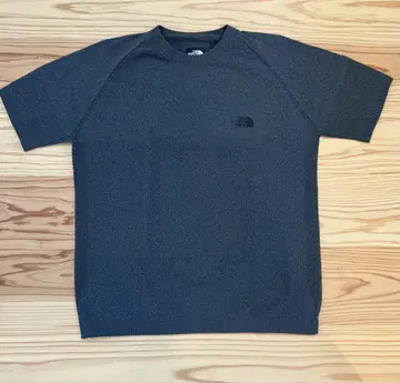 THE NORTH FACE 티셔츠 M 사이즈