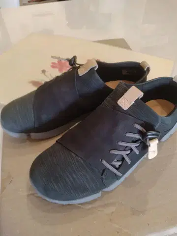 클락스 스니커즈 블랙