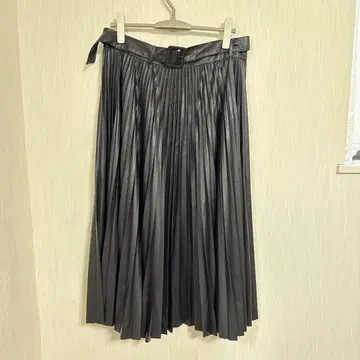 ZARA 블랙 플리츠 롱 스커트 벨트 포함