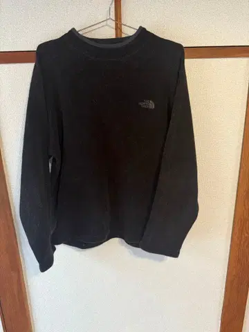 THE NORTH FACE 블랙 긴팔 보아 안감 티셔츠