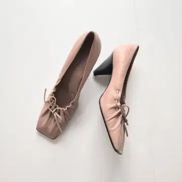 질 샌더 개더 펌프스 38.5 베이지