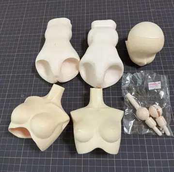 오비츠 60 외피 등의 부품