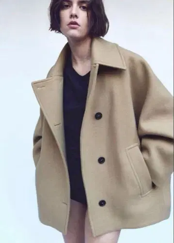 ZARA manteco 울 오버 사이즈 숏코트
