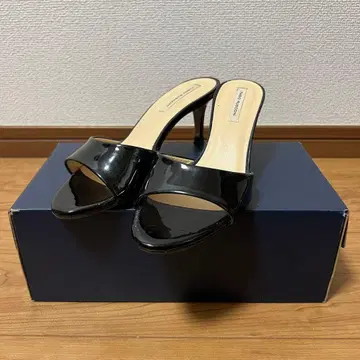 파비오 루소니 블랙 에나멜 하이힐